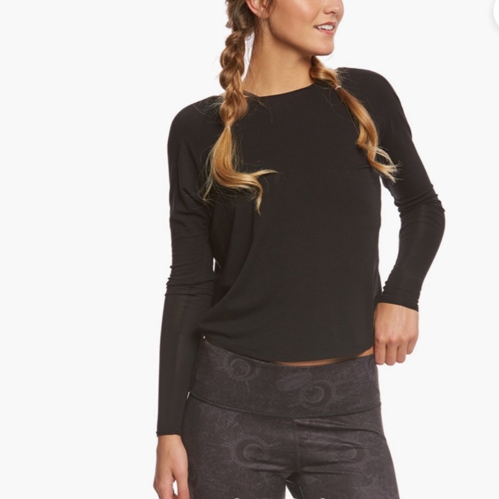 Twist Back Yoga Long Sleeve Top
